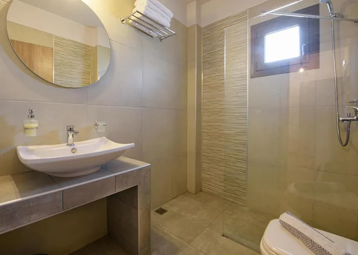 Ourania Apartament *