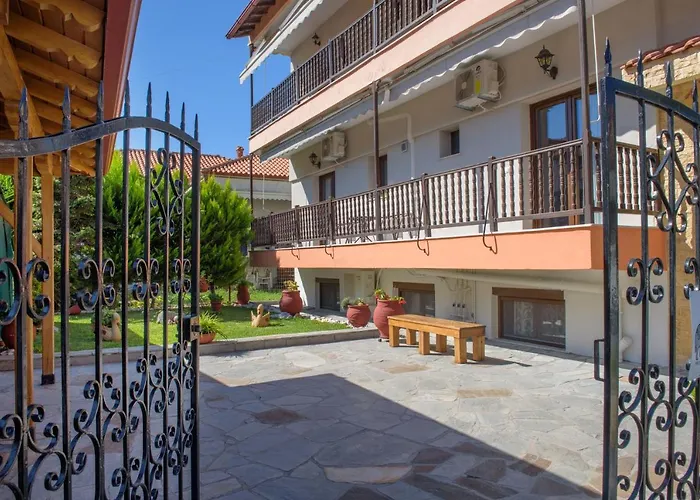 Apartament Ourania *