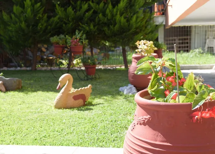 Ourania 公寓 伊里斯斯